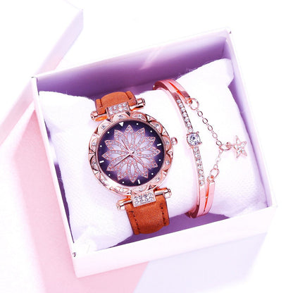 Retro PU Strap Ladies Watch & Bracelet Set